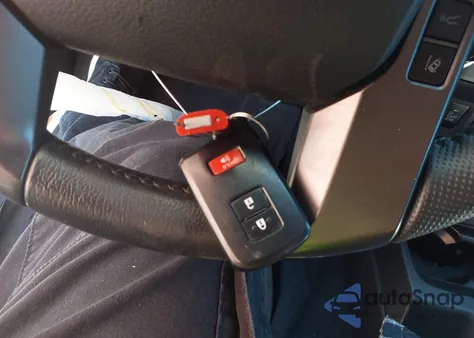 2021 Toyota Tacoma Trd Sport z USA, uszkodzony, nr VIN 3TMBZ5DN3MM030923